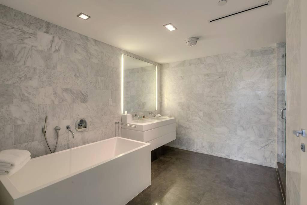 Luxury Boutique Suite Collins Ave Miami Beach Exterior foto